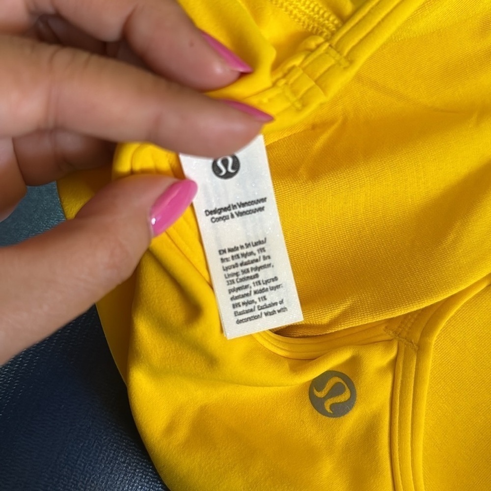 Lululemon flow y wrap front high neck bra size 8 - Picture 5 of 5